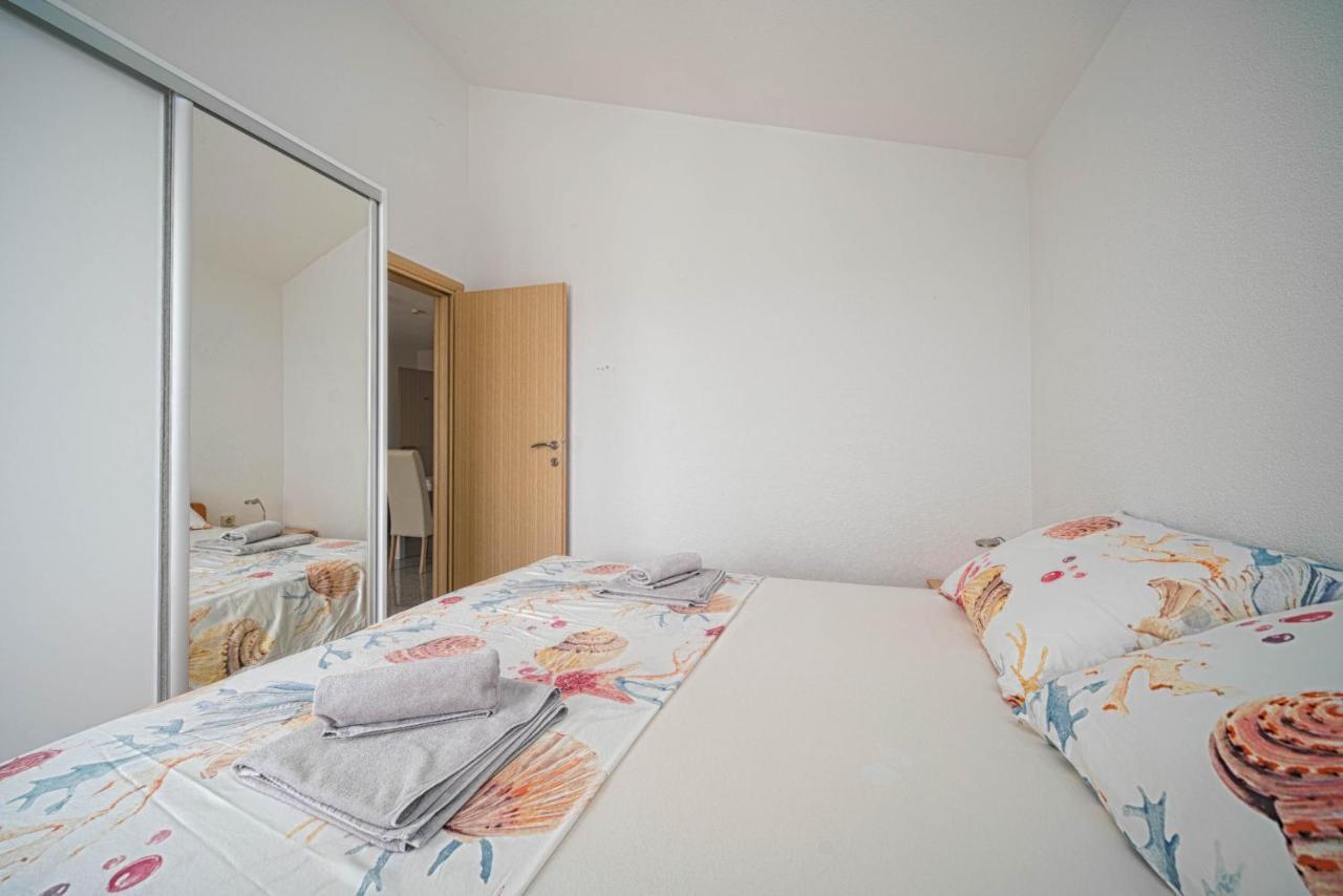 Apartments Miskovic Vodice Ngoại thất bức ảnh