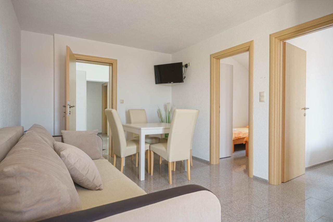 Apartments Miskovic Vodice Ngoại thất bức ảnh