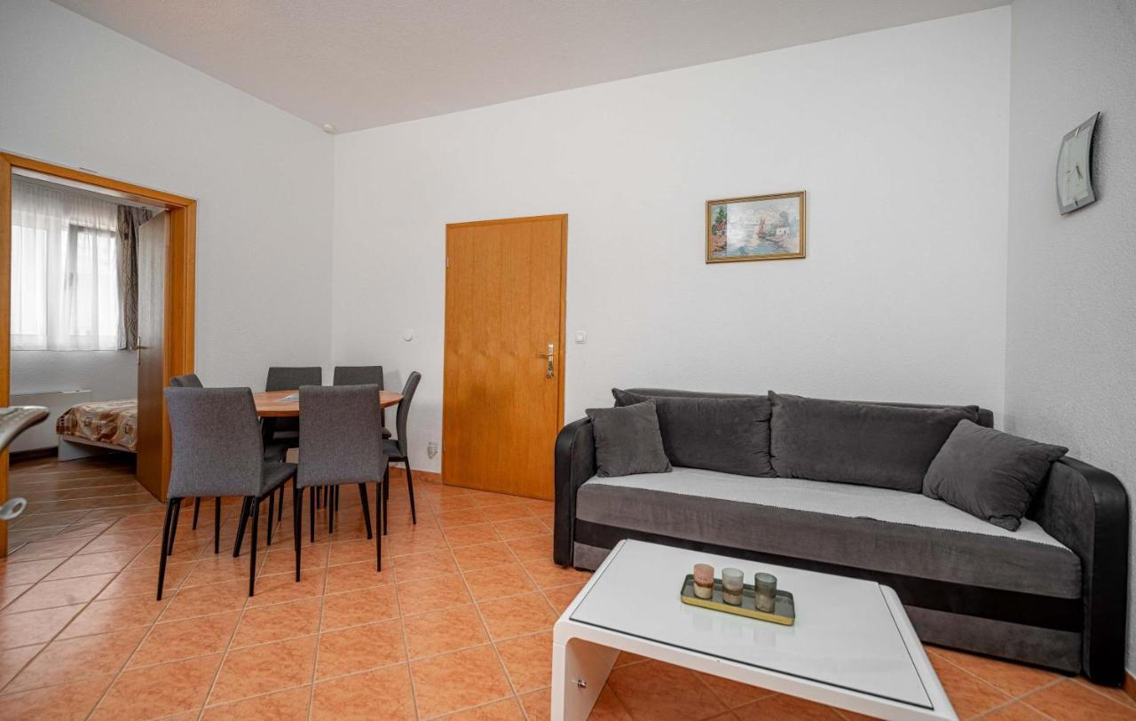 Apartments Miskovic Vodice Ngoại thất bức ảnh